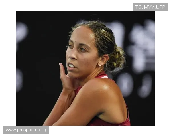 27岁俄罗斯网球一姐晋升澳网头号种子疑与花滑女友助力密切相关